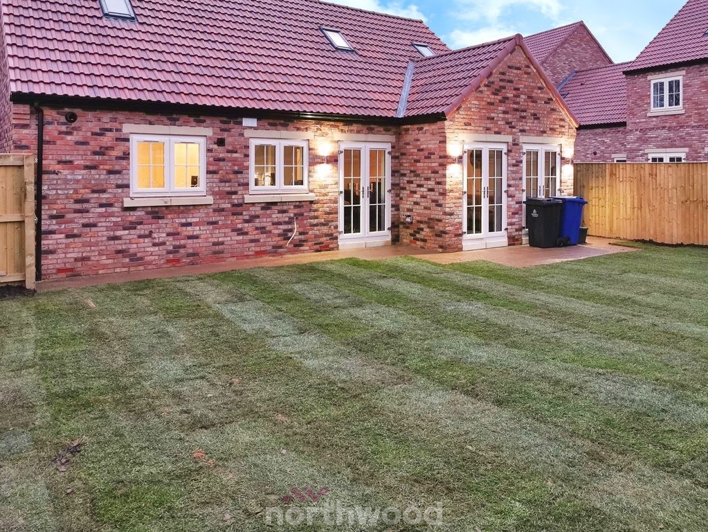 Property photo 3 of 44