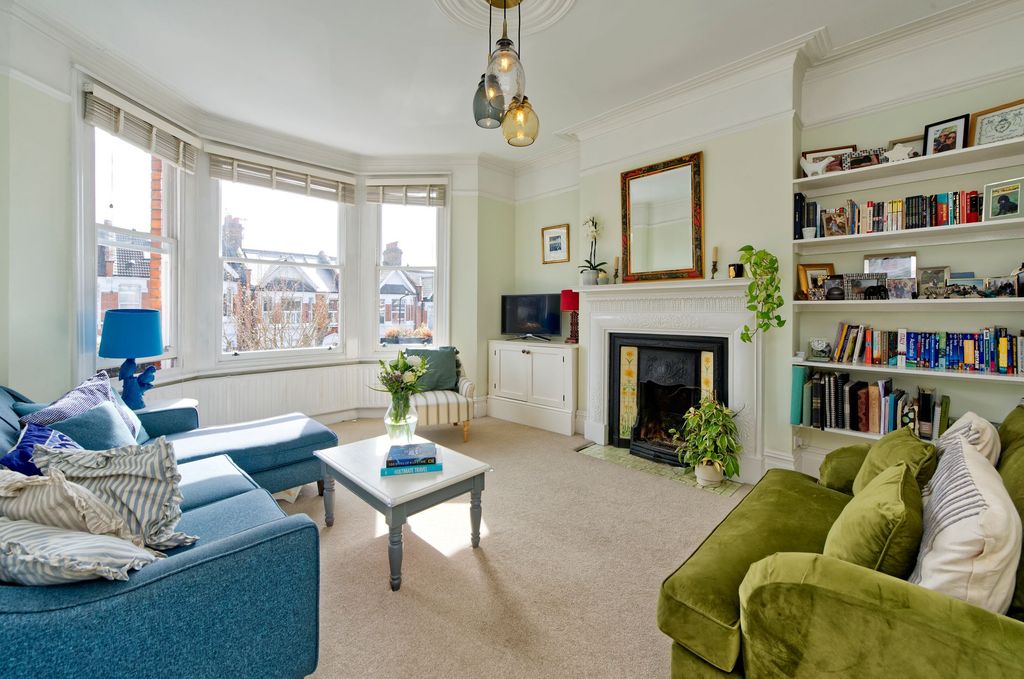 Property photo 1 of 30