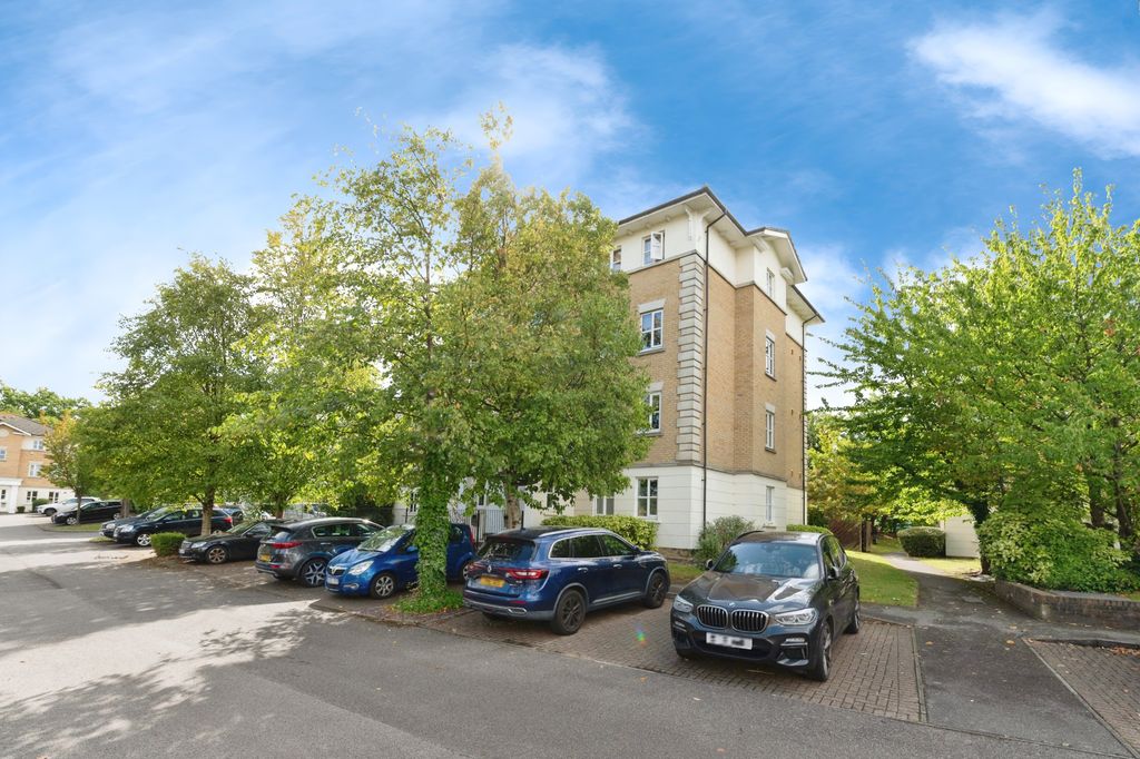 Property photo 2 of 15