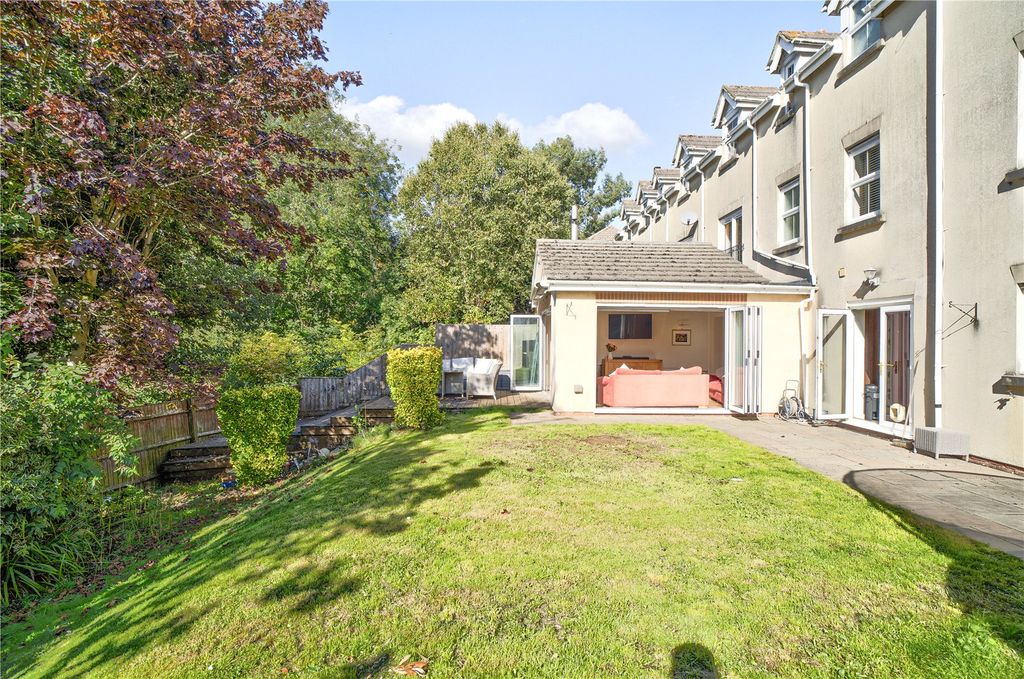 Property photo 1 of 19 Picture No. 01