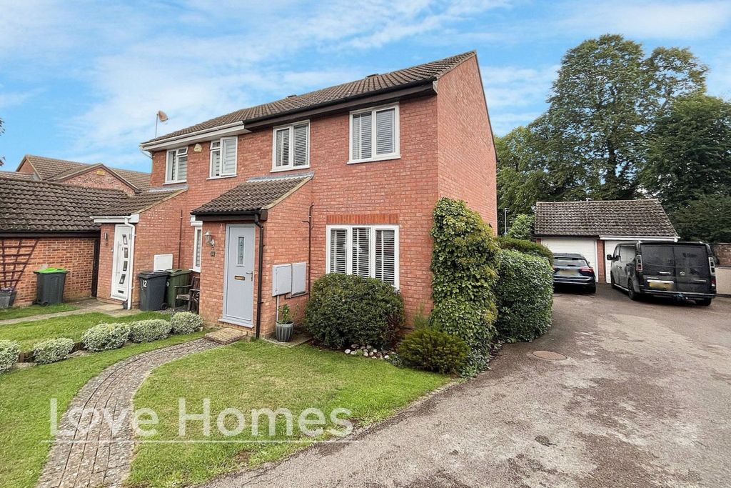 Property photo 1 of 12 4398102
