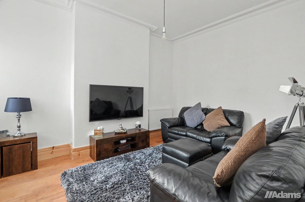 Property photo 2 of 36