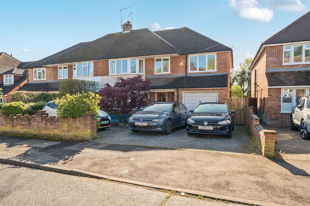 Property photo 1 of 12