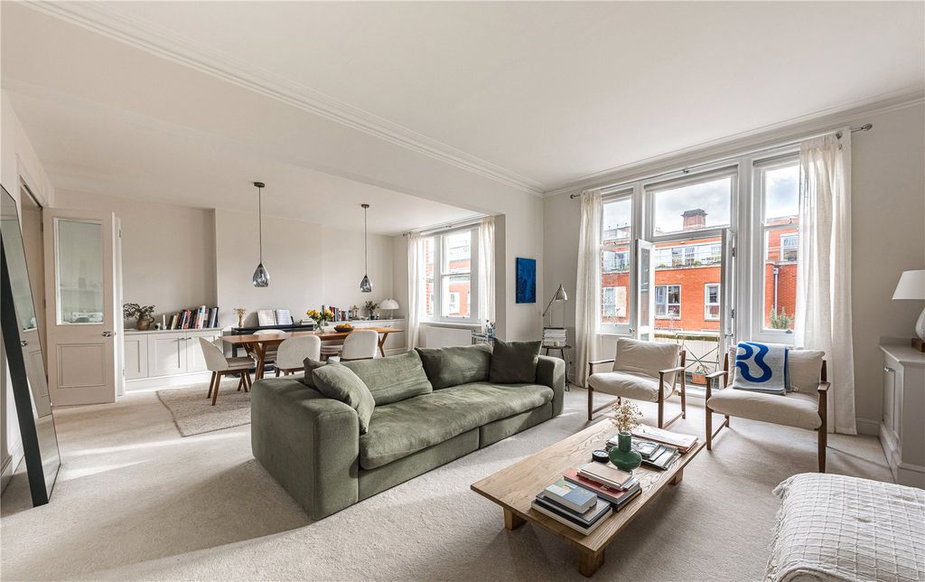 Property photo 2 of 16 Picture No. 21