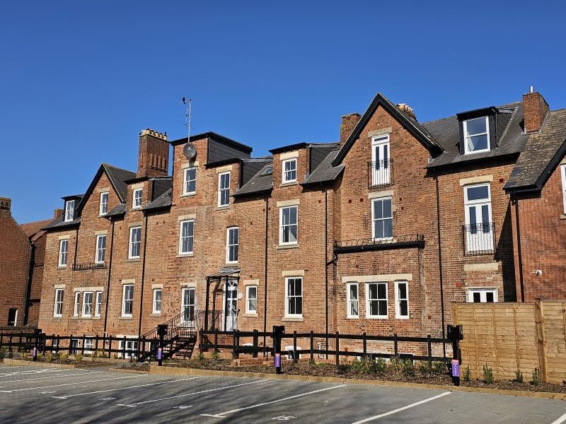 Property photo 3 of 9