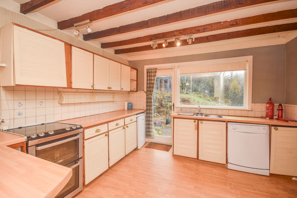 Property photo 3 of 33 Dsc_0554