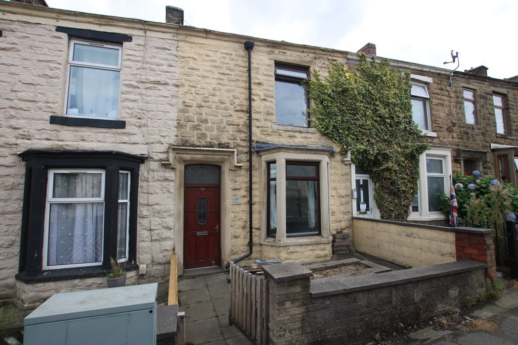 Property photo 1 of 8 1