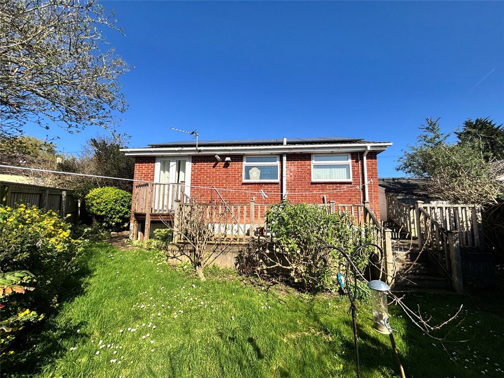 Property photo 3 of 15 Picture No. 23