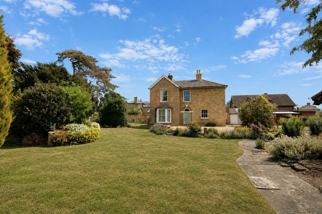 Property photo 2 of 34 Front 2.Jpg