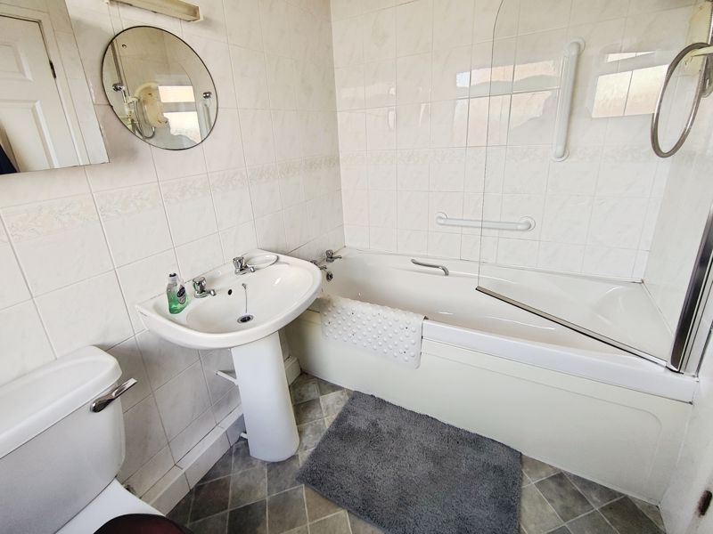 Property photo 3 of 11 Photo 1