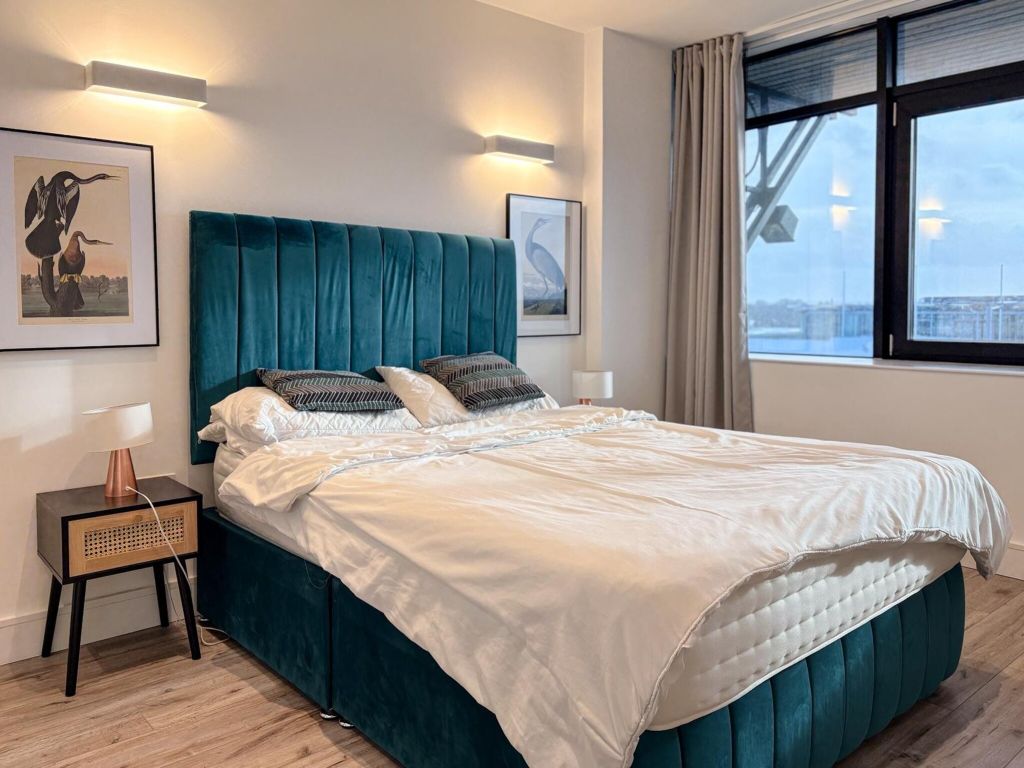 Property photo 3 of 23 Bedroom