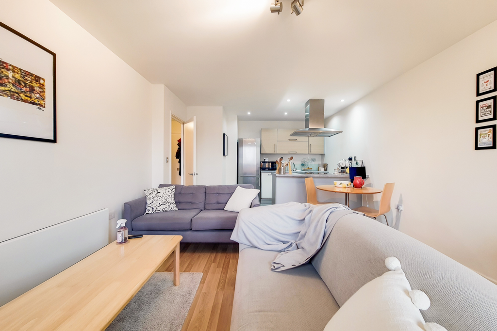 Property photo 3 of 11