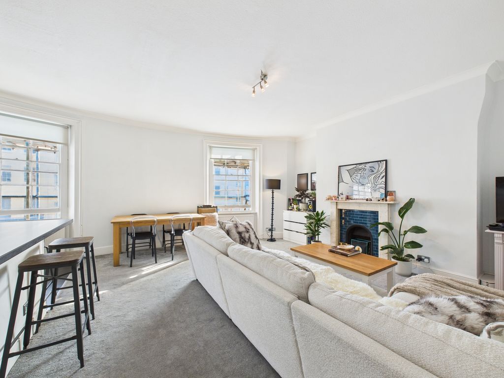 Property photo 2 of 4 Cam03519G0-Pr0403-Still006