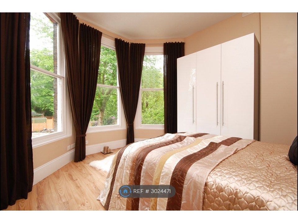 Property photo 3 of 12 Bedroom 1