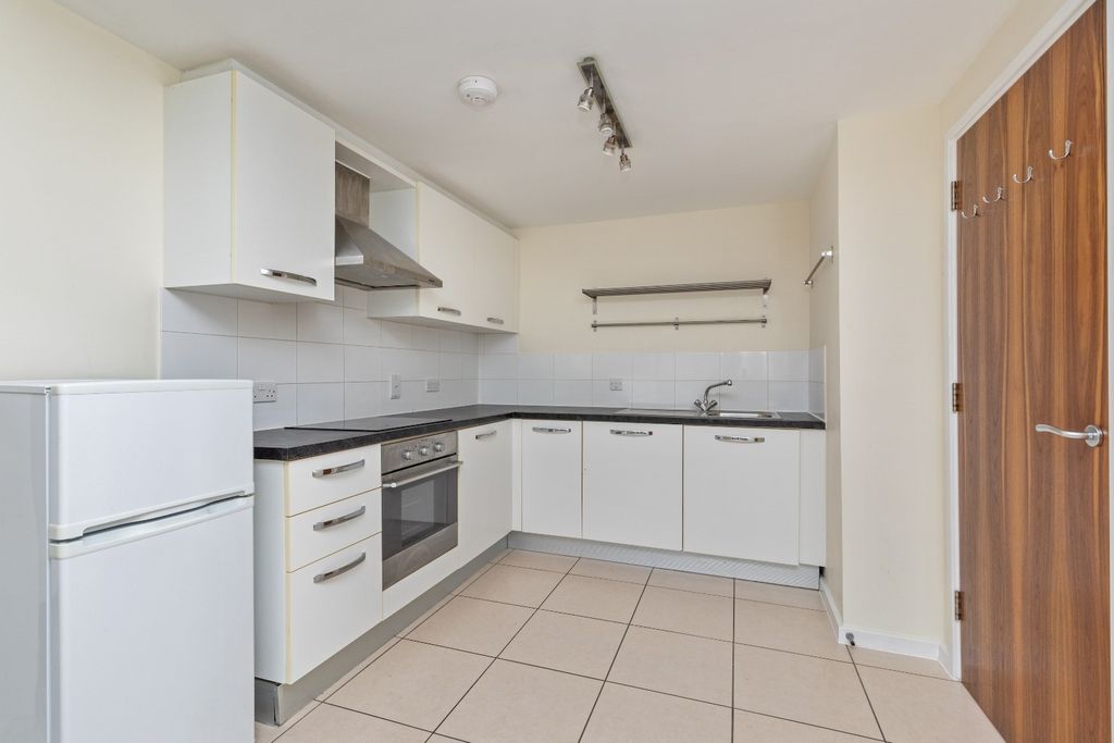 Property photo 2 of 12 3547915