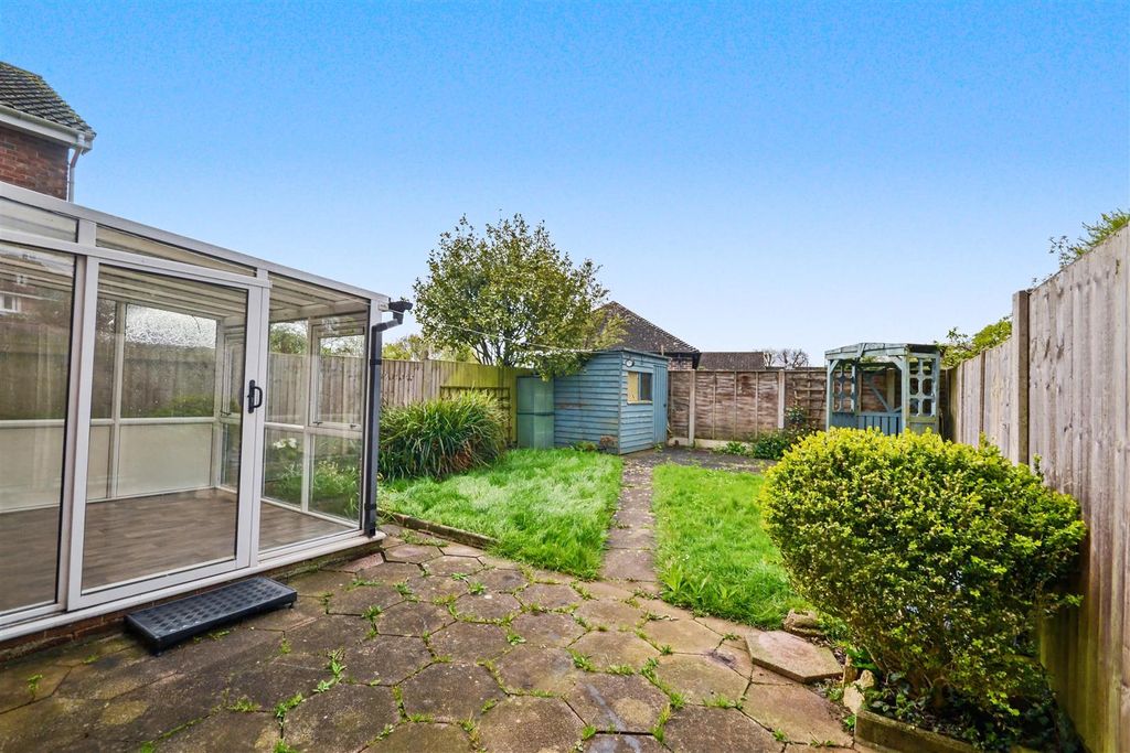 Property photo 3 of 15 33.Jpg