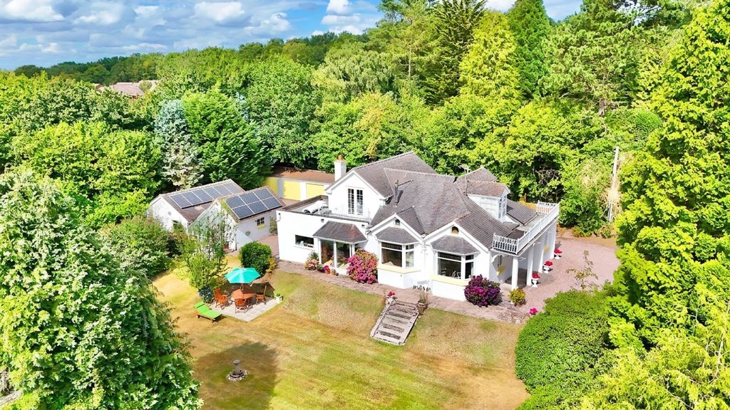 Property photo 1 of 47