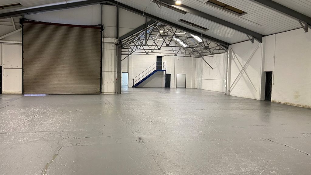 Property photo 2 of 6