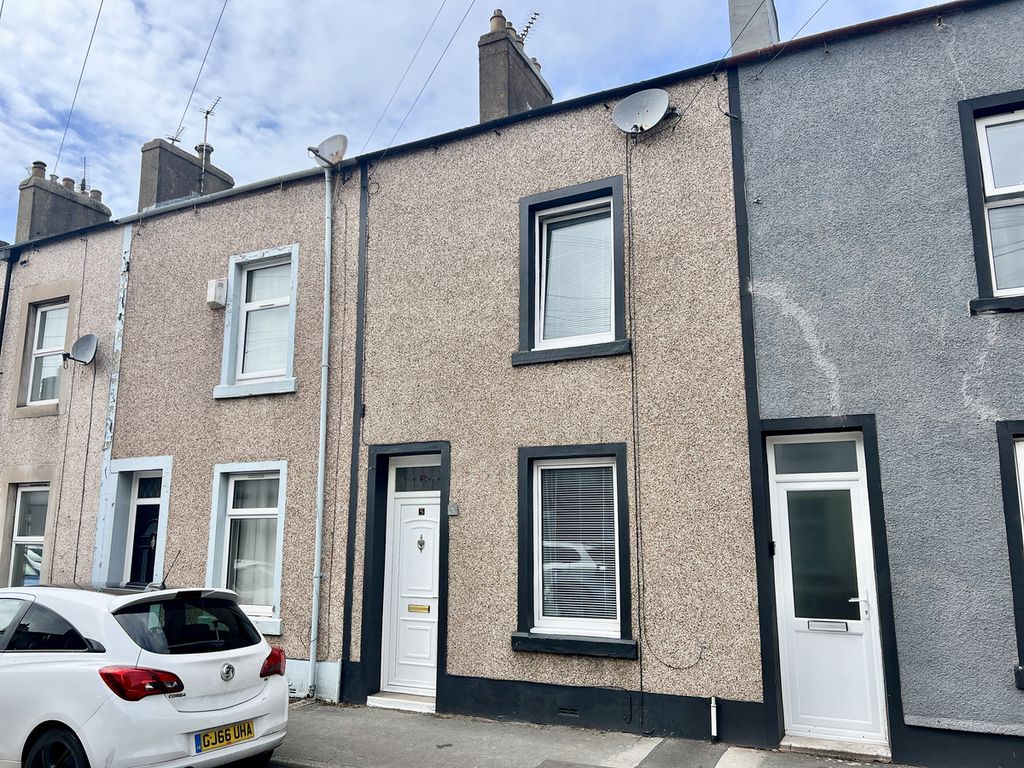 Property photo 1 of 12