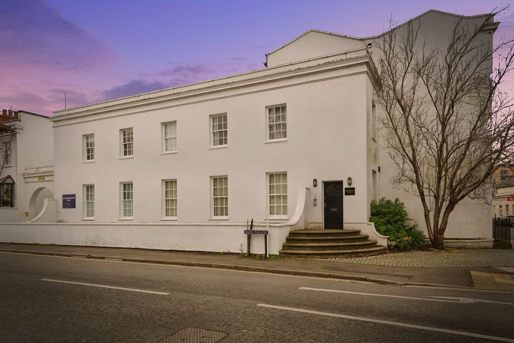 Property photo 1 of 9 Pbox-Img.Jpg