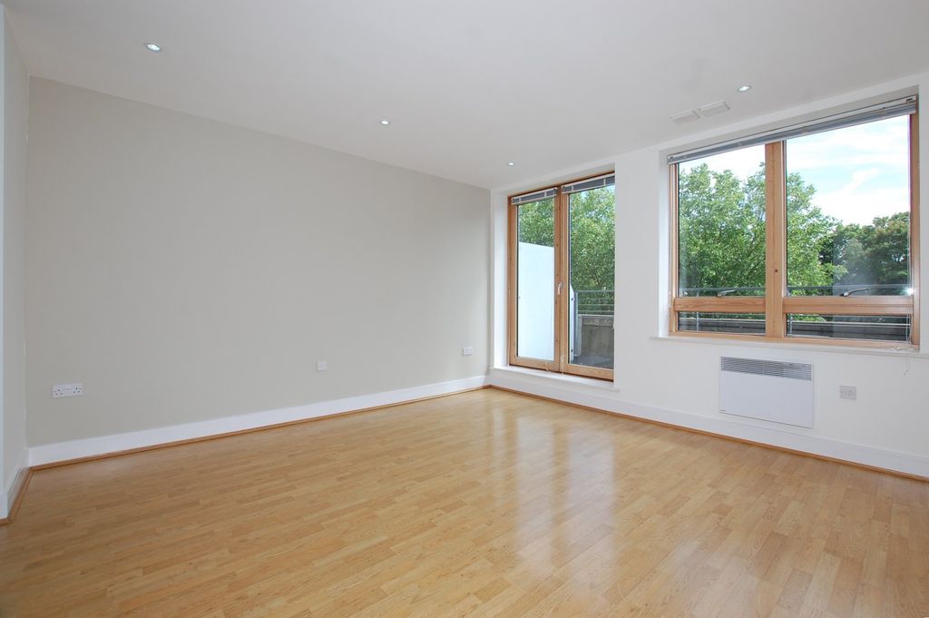 Property photo 2 of 6 Reception Room