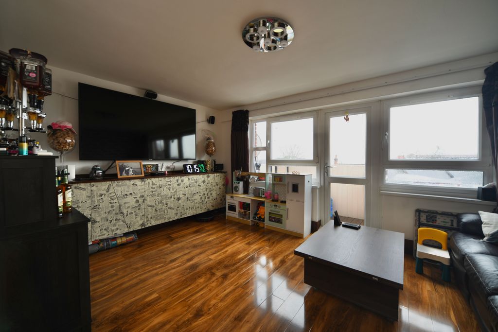 Property photo 2 of 14 Dsc_4109