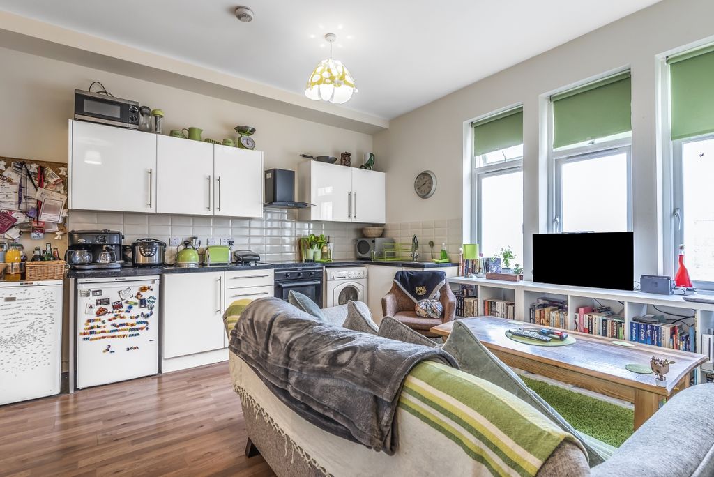 Property photo 3 of 5 462073 (3)