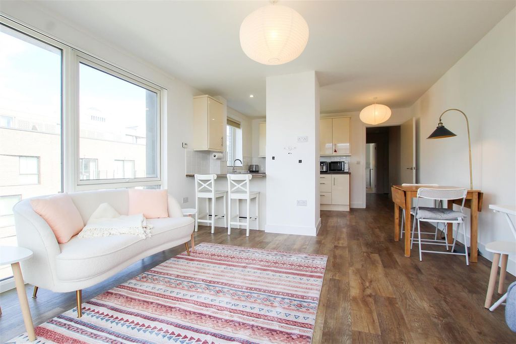 Property photo 2 of 11 Img_8971.Jpg