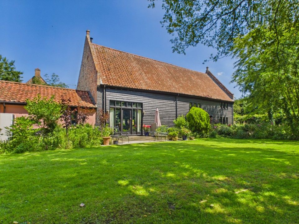 Property photo 1 of 30