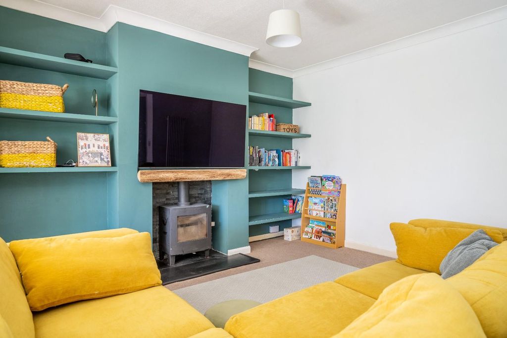 Property photo 2 of 15 Sitting Room