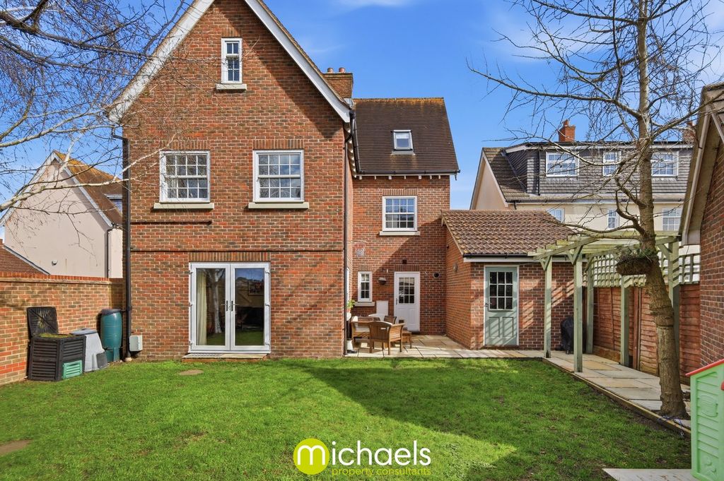 Property photo 3 of 30