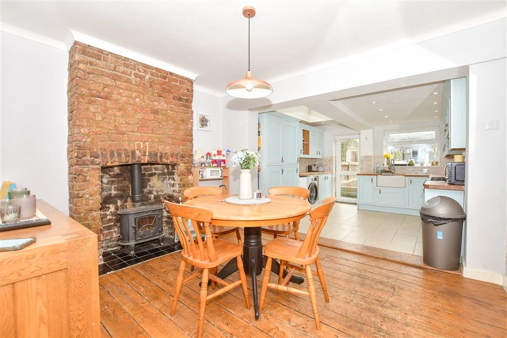 Property photo 3 of 9 Dining Area