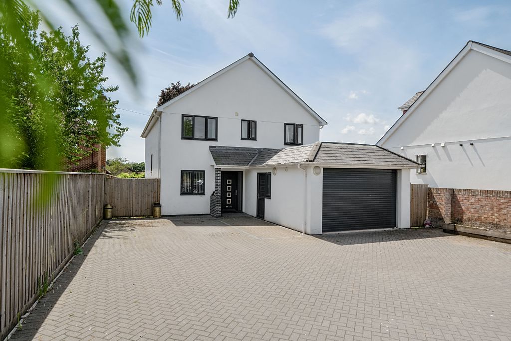 Property photo 1 of 21