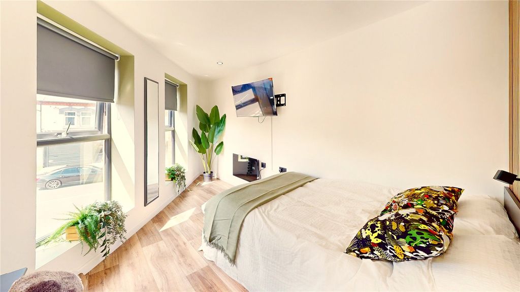 Property photo 1 of 3 Picture No. 19