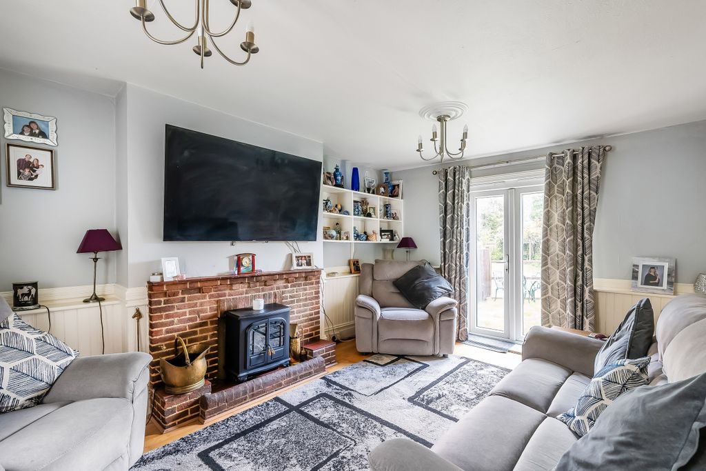 Property photo 3 of 28 Photo 4