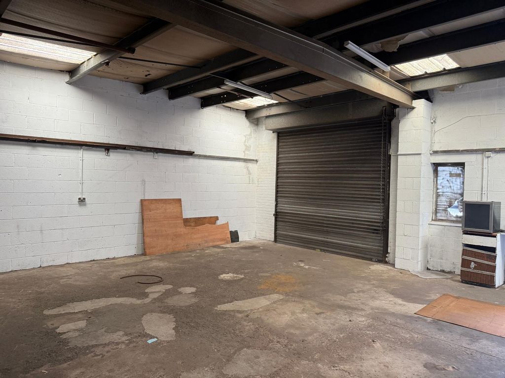 Property photo 2 of 3