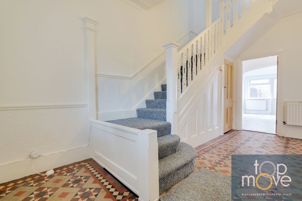 Property photo 1 of 12 Photo 2