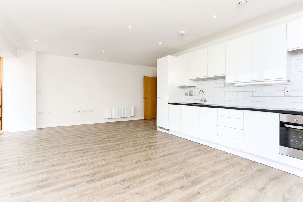 Property photo 3 of 15 Photo 1