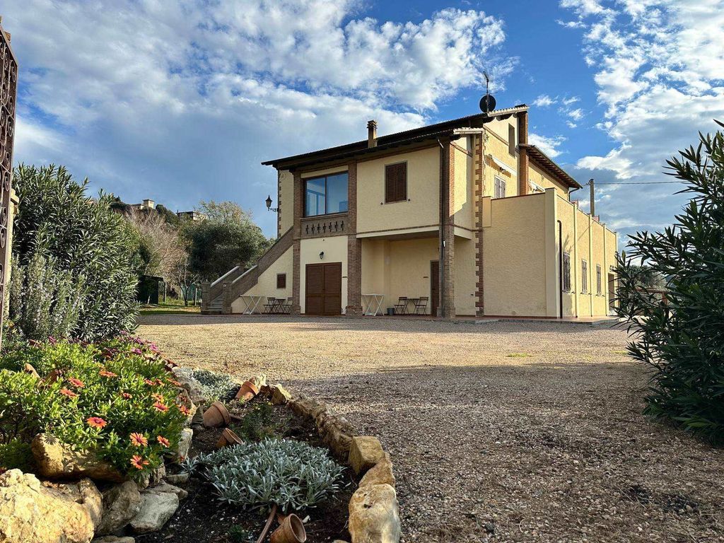 Property photo 1 of 28