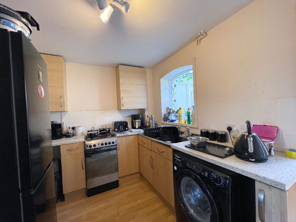 Property photo 3 of 10 3