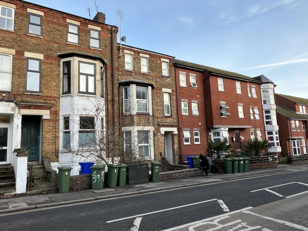 Property photo 2 of 6 Img_1387.Jpg