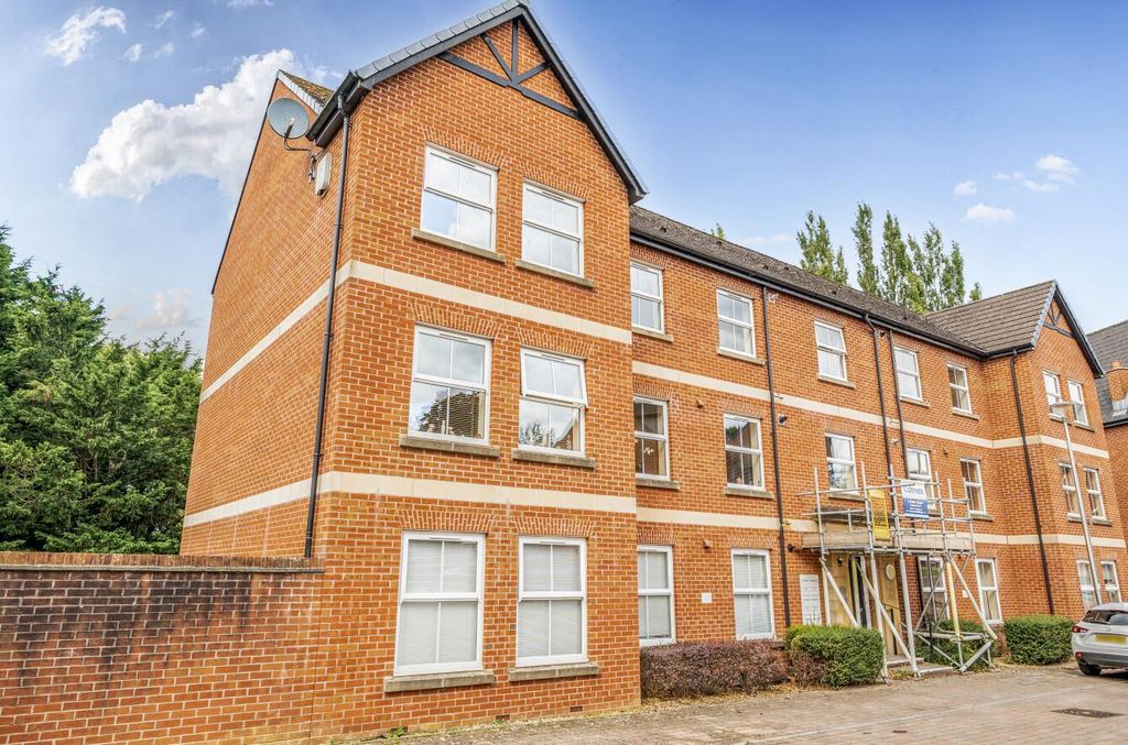 Property photo 1 of 16 Seddons Tiverton