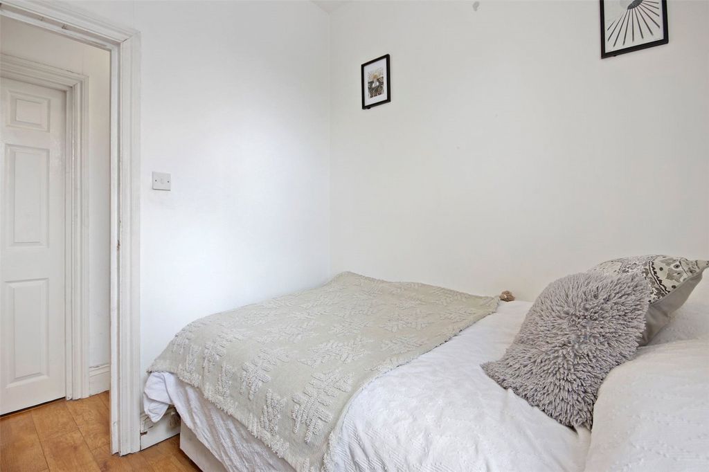 Property photo 2 of 10 Picture No. 03
