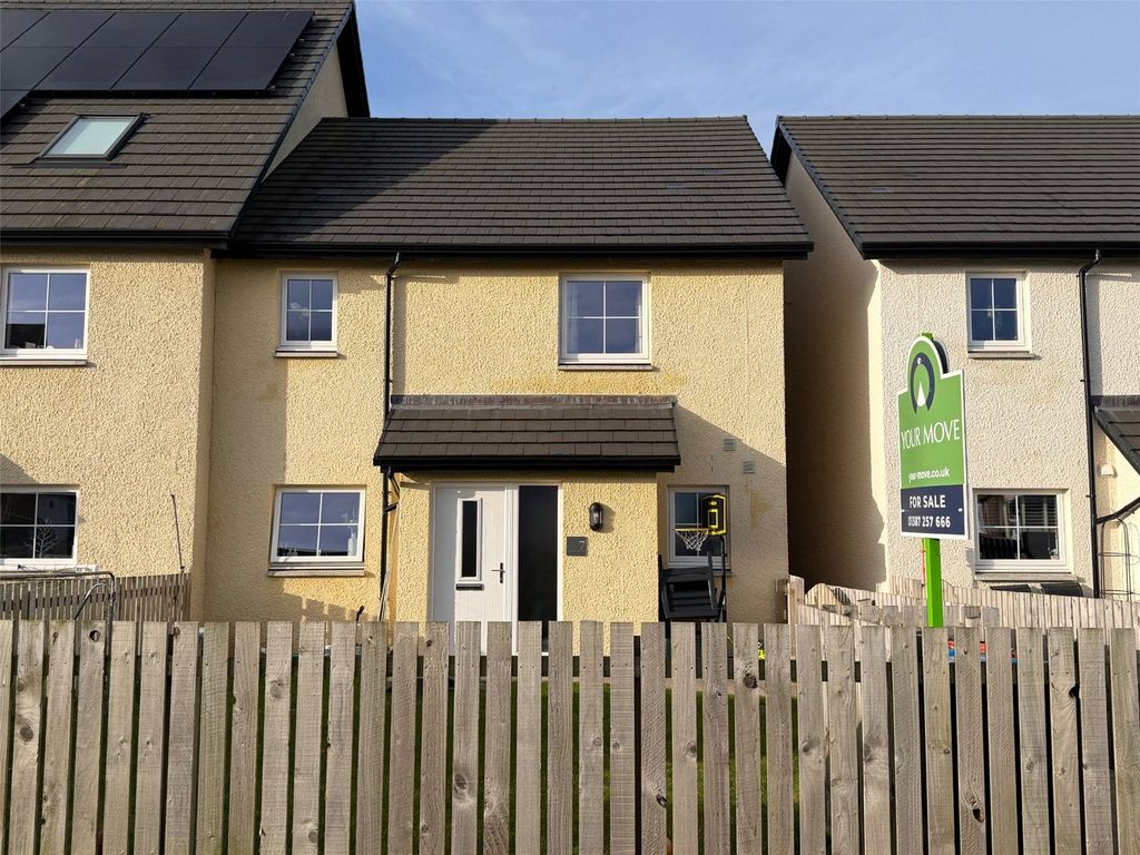 Property photo 2 of 24 Picture No. 28