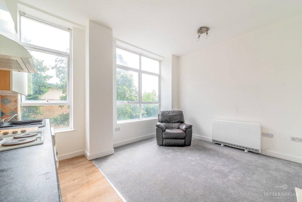 Property photo 3 of 12 Picture No. 20