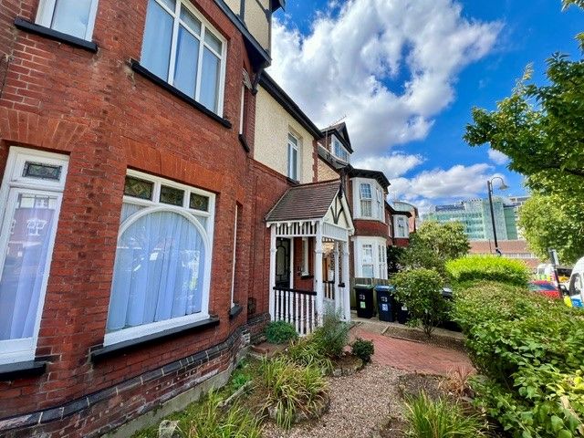 Property photo 2 of 14