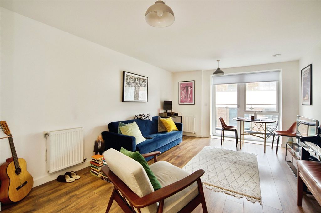 Property photo 3 of 20 Picture No. 12