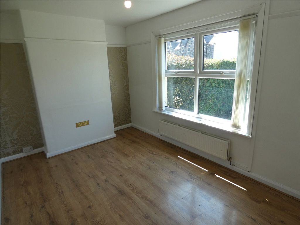 Property photo 3 of 24 Picture No. 05