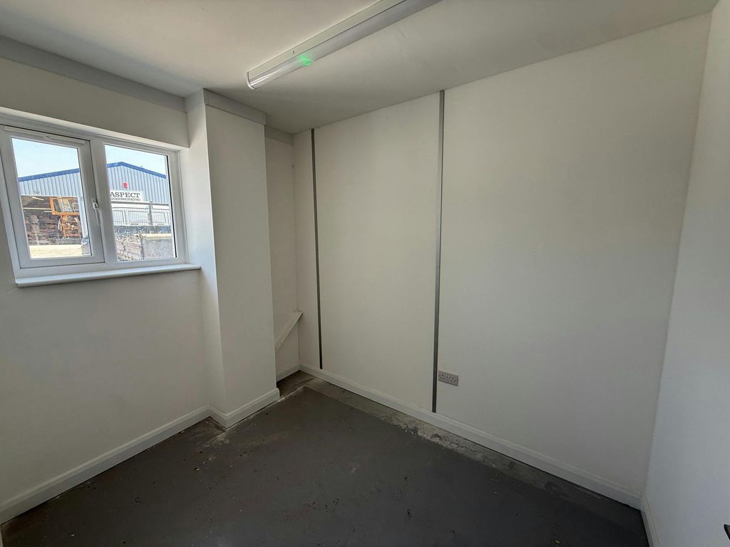 Property photo 3 of 4 2.Jpg