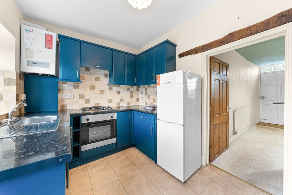 Property photo 3 of 12 Picture No. 05